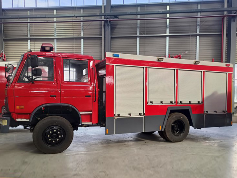 出口東風(fēng)145不上戶底盤